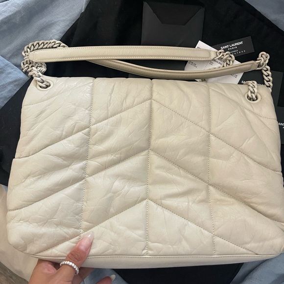 Saint Laurent Medium Lou Leather puffer bag color is the off-white - Picture 5 of 7